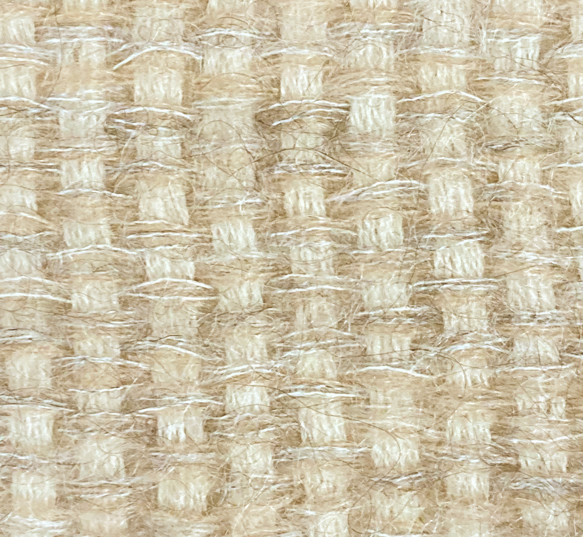 ライトブラウン