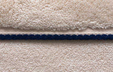 ロイヤルブルー